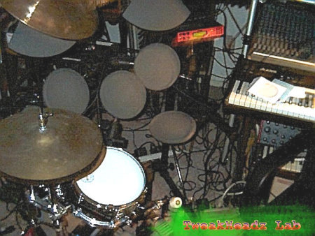 picture of drum set