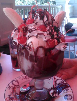 too big for one person gigantic sundae at Serendipity 3