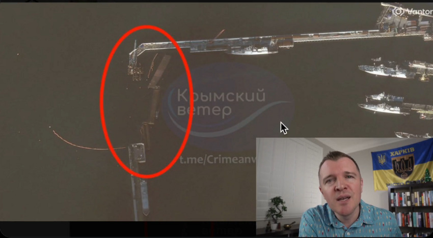 Russians sank barges to blockade the port entranceoto Novorossiysk.