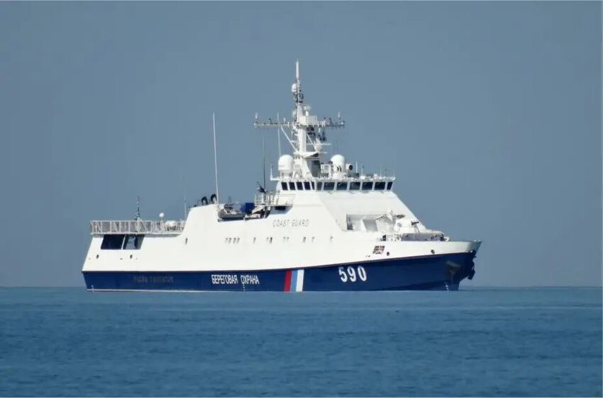 A Russian patrol boat was attacked.