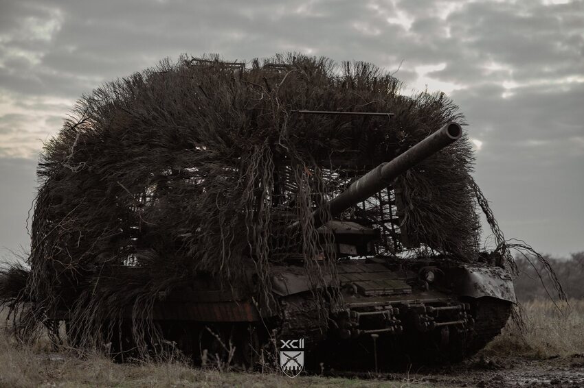 A really strange 'tumbleweed tank' that Ukraine's army destroyed.